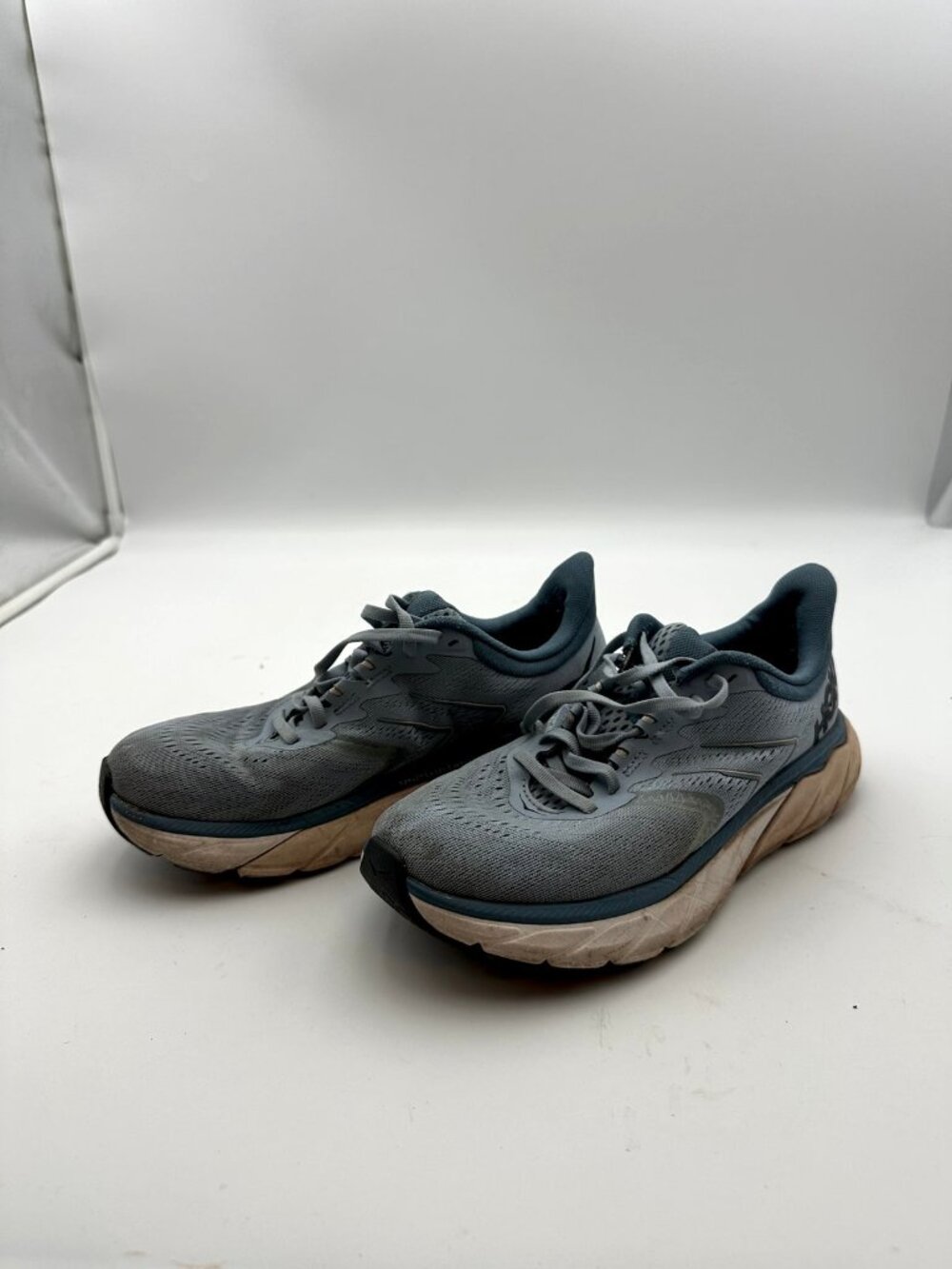 Hoka One One Arahi 5 Womens 8.5 Gray Blue Running Shoes EU 40 Sneakers